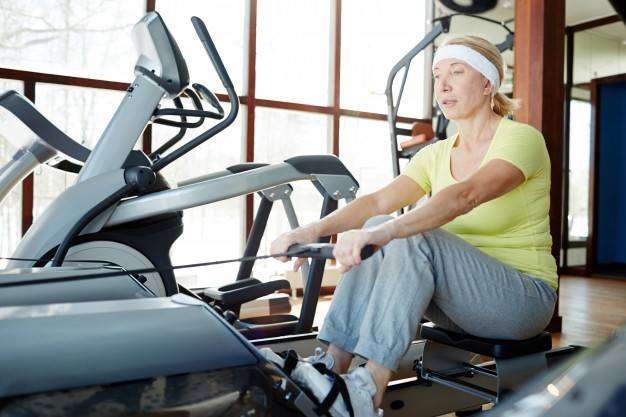 benefits of a rowing machine