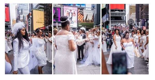 Man Proposes  in Times Square