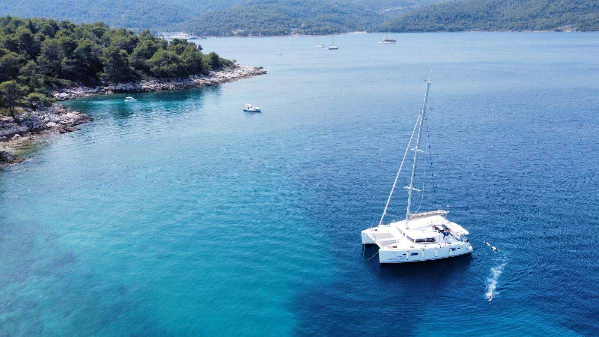 angelina yacht charter marina trogir